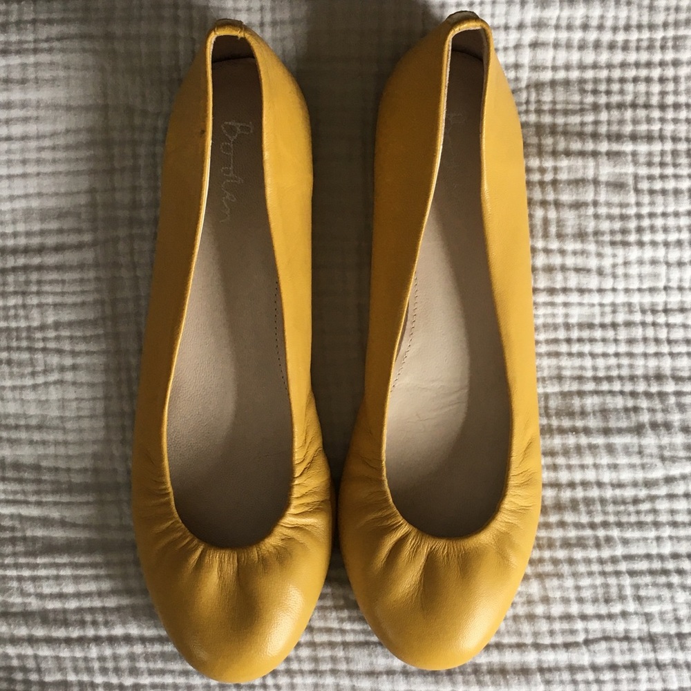 Boden women’s leather flats 38